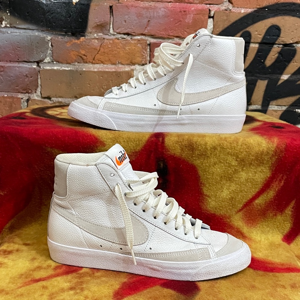 NIKE-men’s BLAZER MID 77 VINTAGE ‘SAIL’ hi-top lace-up basketball sneaker/shoes